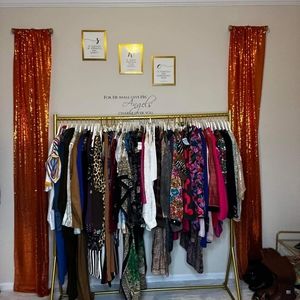 Meet your Posher, Poised